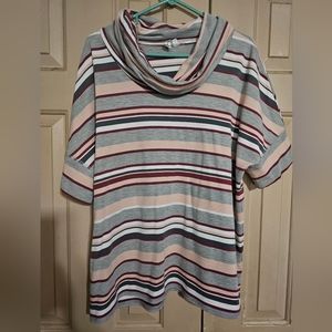 Cowl-neck ladies top, XL